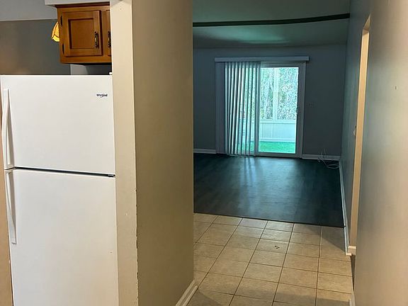 2nd image of 415 Admirals Walk Dr
