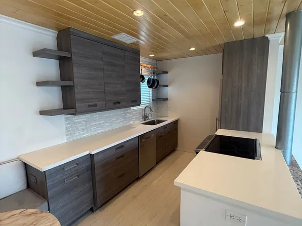 226 B Ave, Coronado, CA 92118