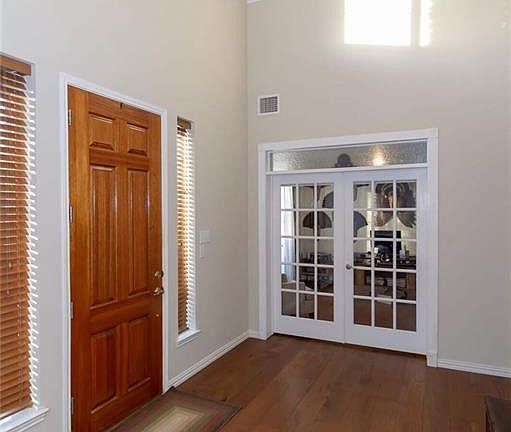 4th image of 3113 Yandall Dr