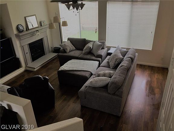 4th image of 1024 Mackenzie River Ave