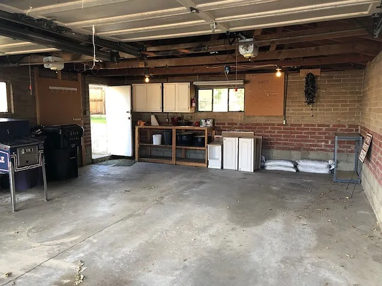 2717 N Fillmore St — Photo 9