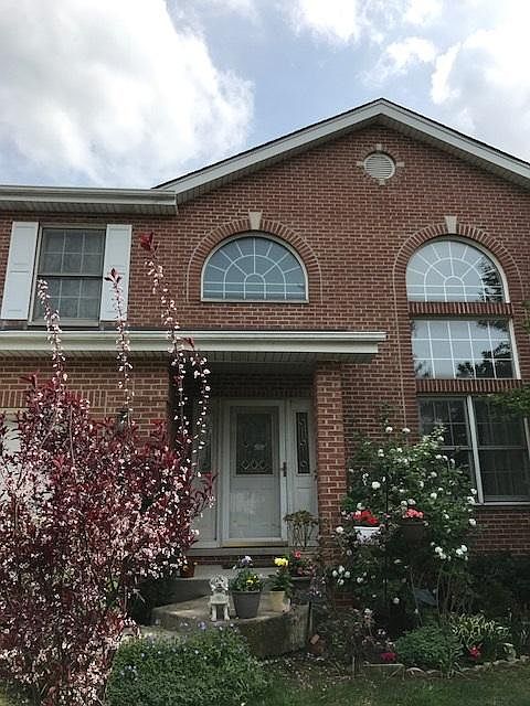 1st image of 9 Chapel Hill Ct