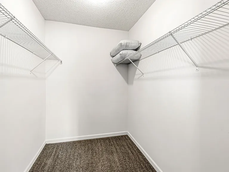 10 West Apartments — Photo 13
