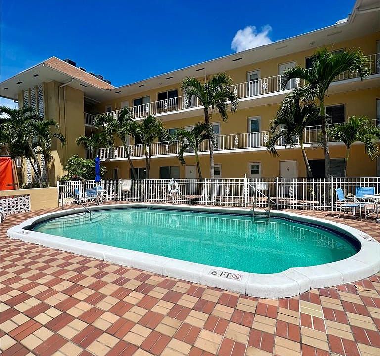 1st image of 3061 NE 49th Street #11