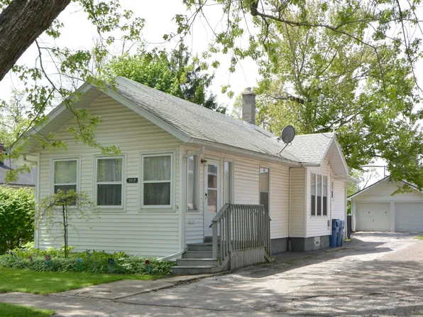 1117 Dayton Ave, Kalamazoo, MI 49048
