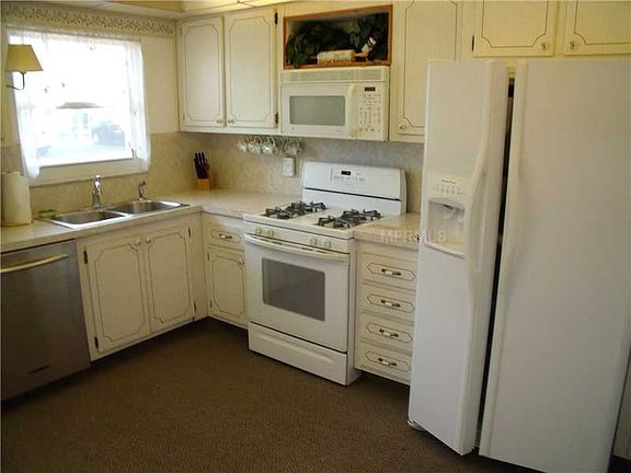 4th image of 3010 59th St S APT 102