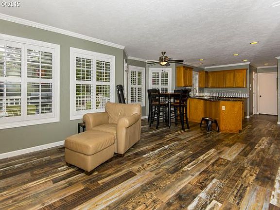 3rd image of 1800 Bay Meadows Dr