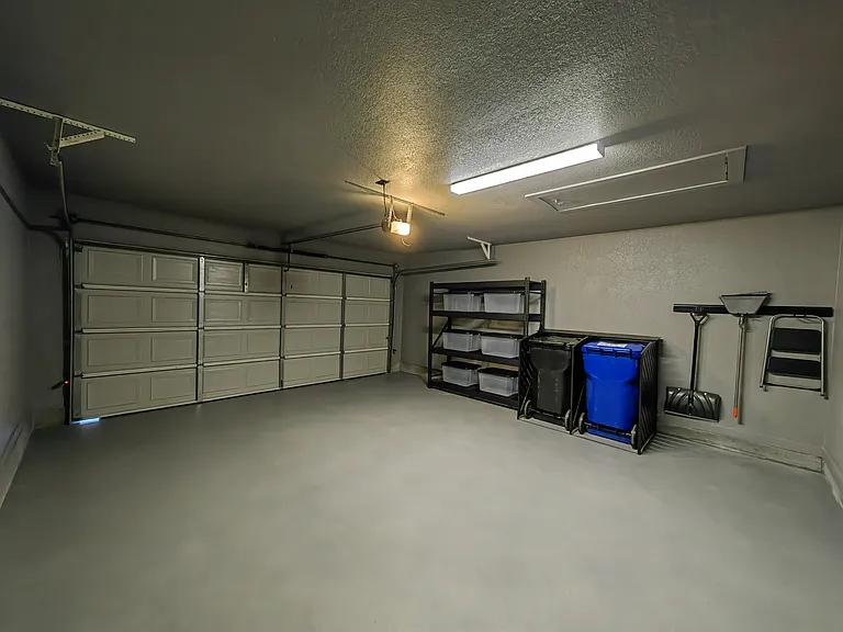 1305 W Southpark St S — Photo 31