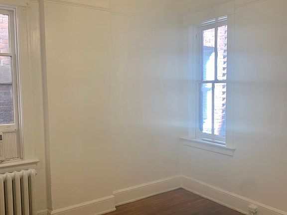 3rd image of 2410 E Marshall St #1