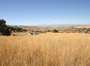 Pacer Ln, Manhattan, MT 59741