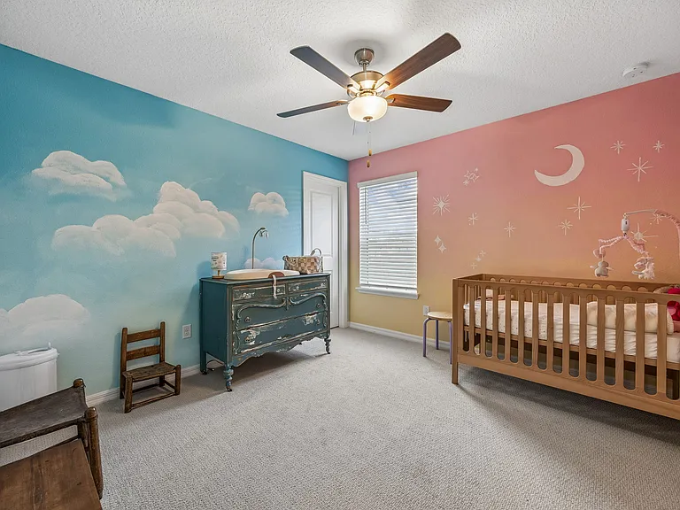 236 Hawthorn Park Cir — Photo 17