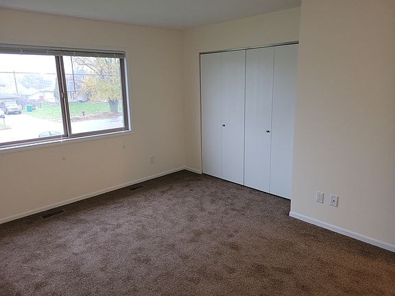 4th image of 7600 Whitcomb St APT C
