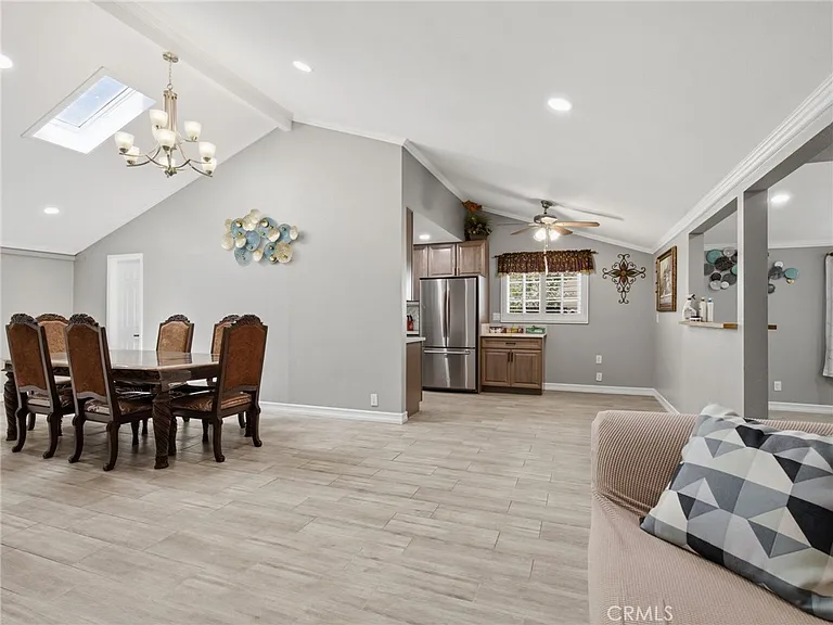 11642 Daniel Ave — Photo 17