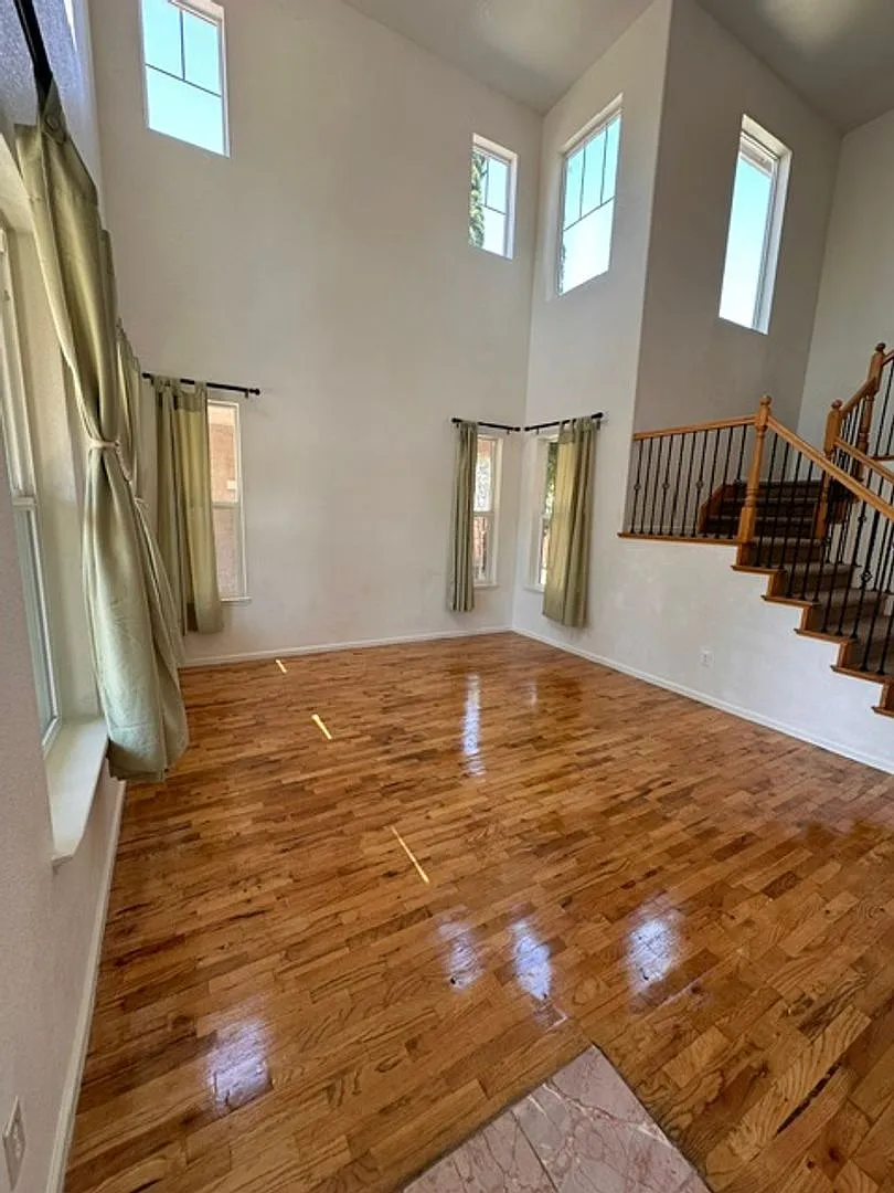Dream Rental in Natomas — Photo 2