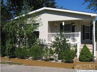 104 Berry Ln, Barnegat, NJ 08005