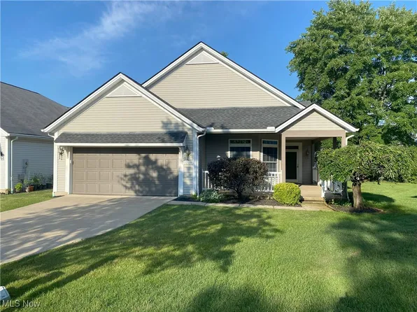 10517 W Ravine View Ct, North Royalton, OH 44133