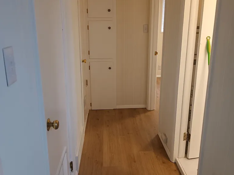 719 N Walnut St — Photo 7