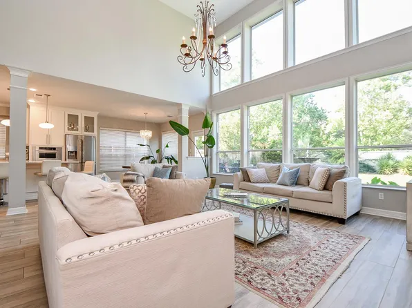 14103 Sherburn Manor Dr, Cypress, TX 77429