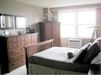 Sold by Robert E. Hill 