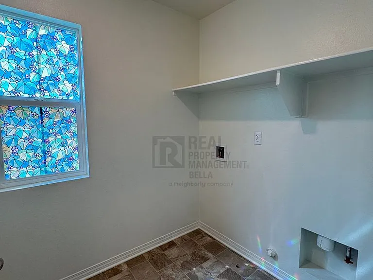 29555 Copper Hill Ct — Photo 32