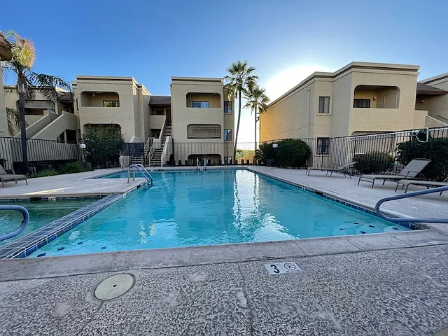 5500 N Valley View Rd #303 — Photo 15
