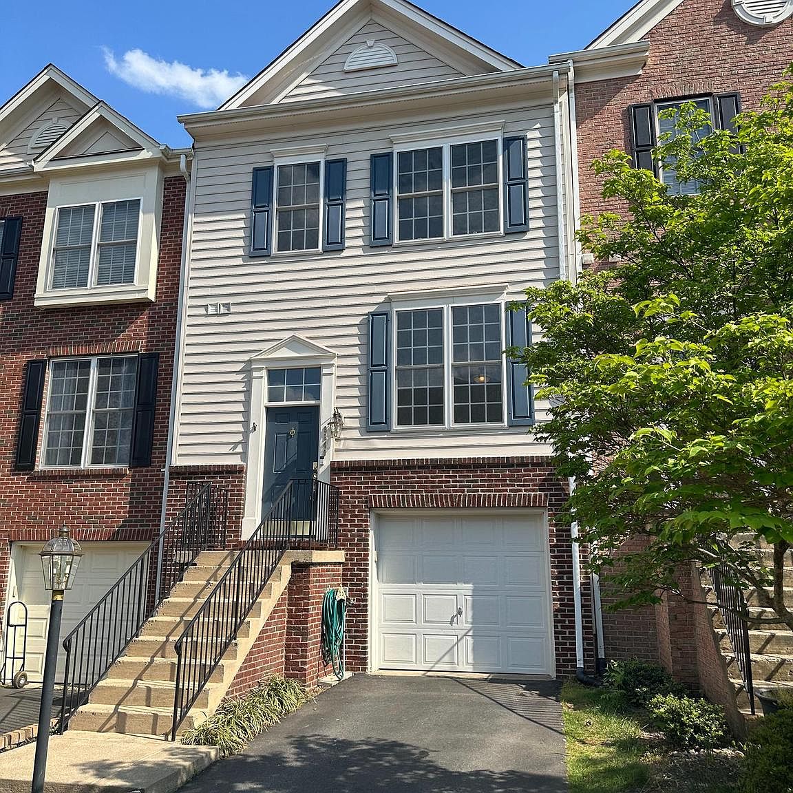 9840 Cheshire Ridge Cir, Manassas, VA 20110 | Zillow