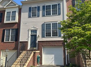 9840 Cheshire Ridge Cir, Manassas, VA 20110