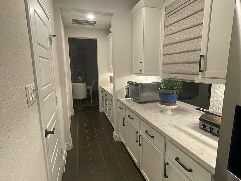 8627 Infinity Ave — Photo 5
