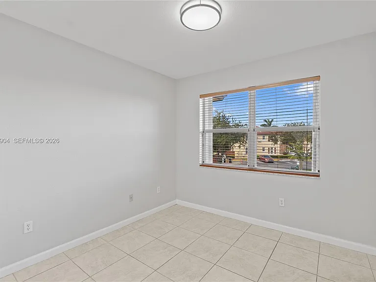 1655 NE 33rd Rd #1024 — Photo 21