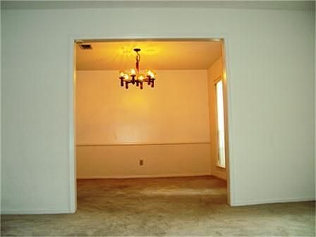 2nd image of 7607 Braesdale Ln