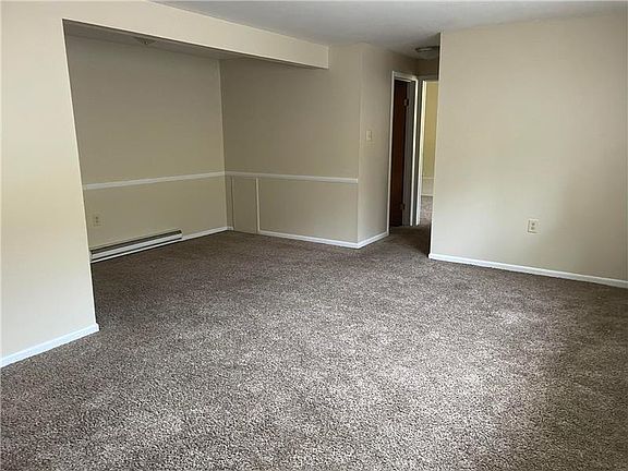 3rd image of 407 Colonial Dr #38