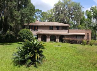 15126 Cape Dr N, Jacksonville, FL 32226