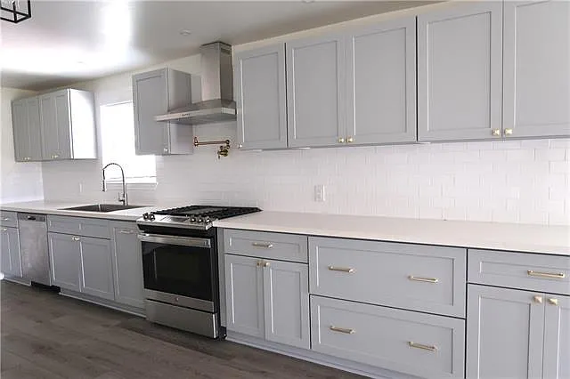 653 Vic A Pitre Dr — Photo 2