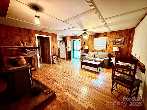 20th image of 875 Carson Creek Rd