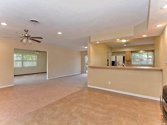 5th image of 2900 Pinellas Point Dr S