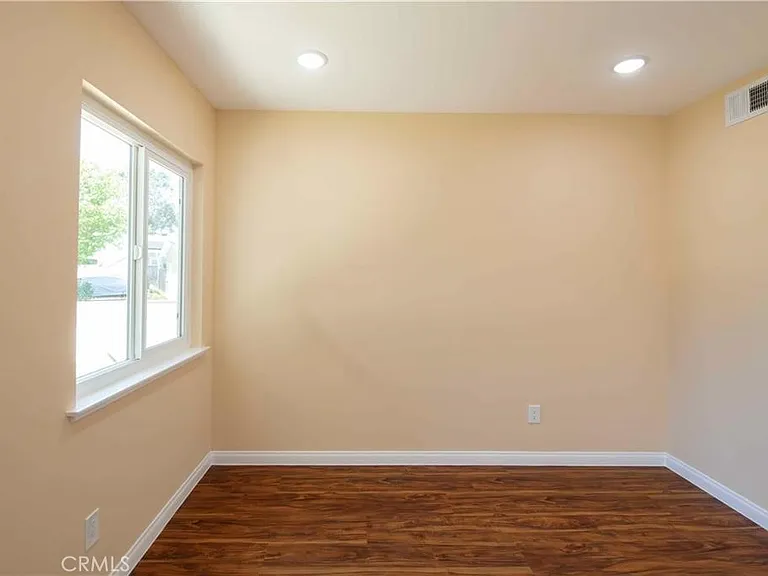 7630 Minstrel Ave — Photo 30