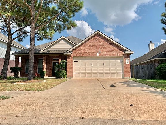 3rd image of 9910 Pine Flats Dr
