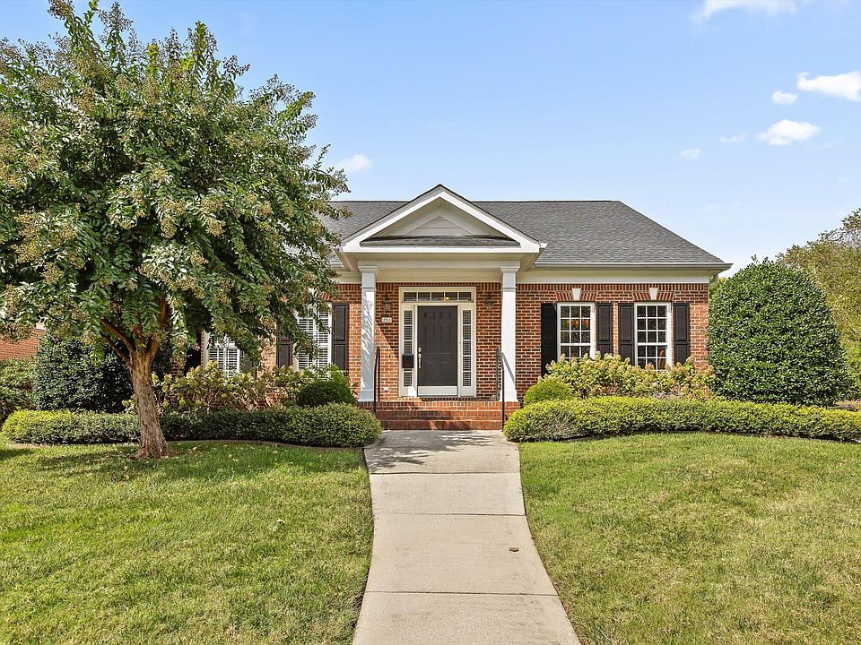 1st image of 253 Horse Creek Dr