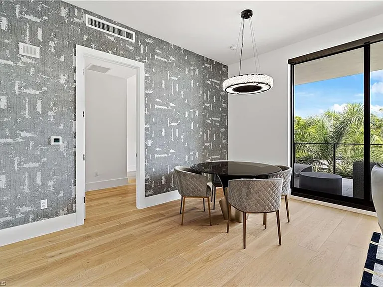 850 Central Ave #202 — Photo 8