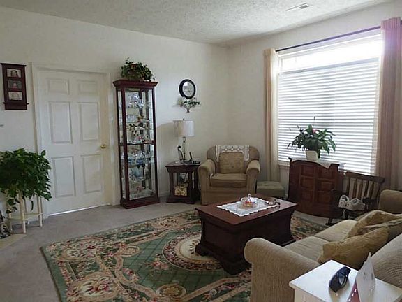 2nd image of 2524 Big Bear Ln