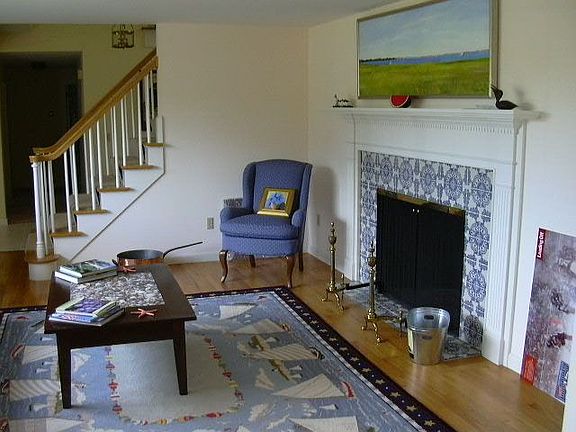 Livingroom with fireplace