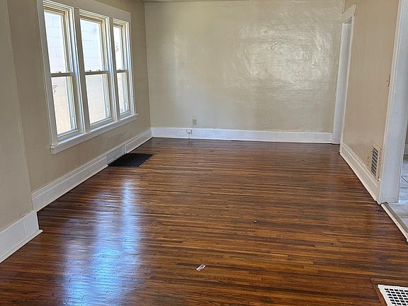 2nd image of 545 Stockbridge Ave
