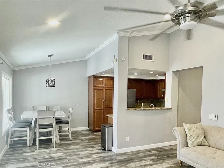 6345 Amherst Ct — Photo 13