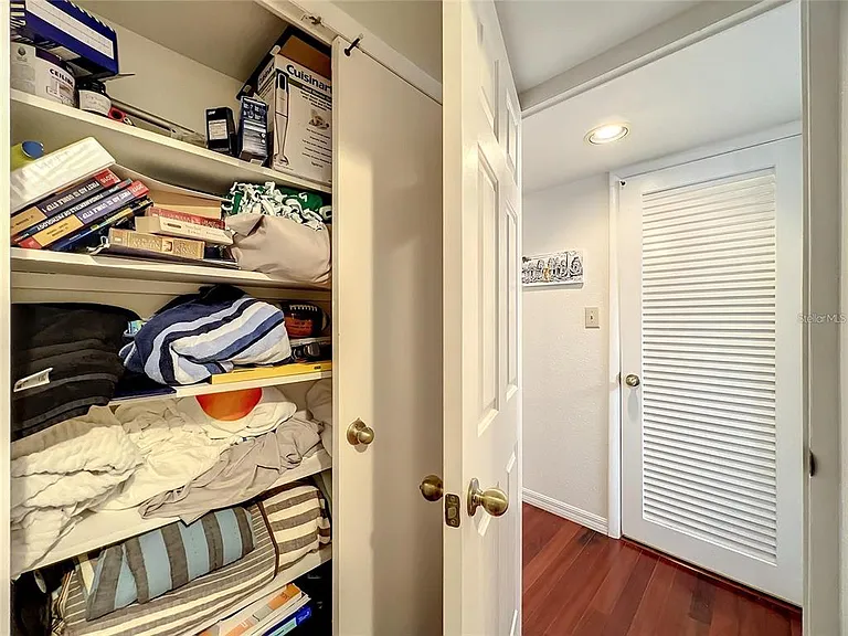 1100 Delaney Ave #F306 — Photo 26