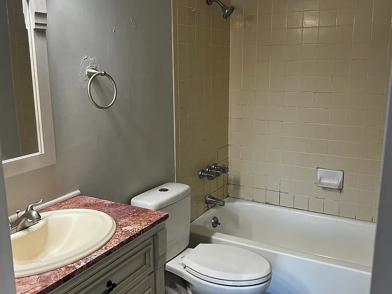 1600 Park Cir #702 — Photo 5