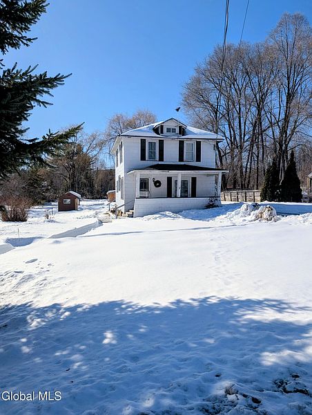 2nd image of 2591 Center Road