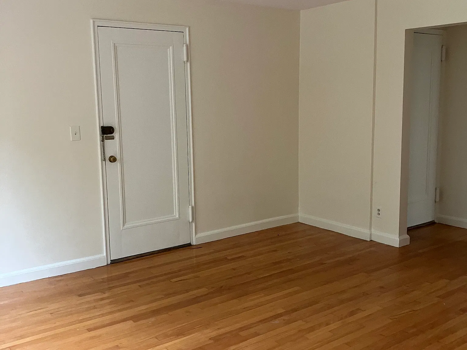 42 Dean Rd — Photo 3