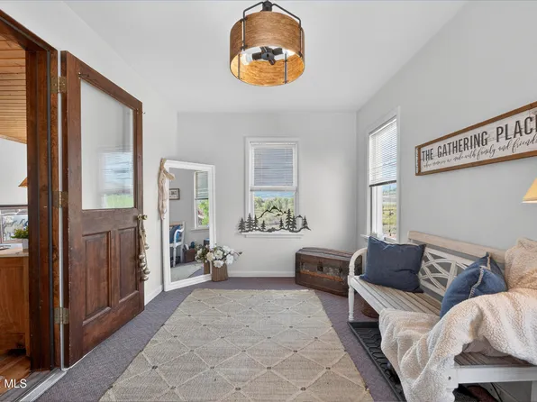 242 East AGATE Avenue, Granby, CO 80446