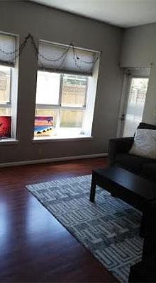 4th image of 160 Burkhall St Unit 101