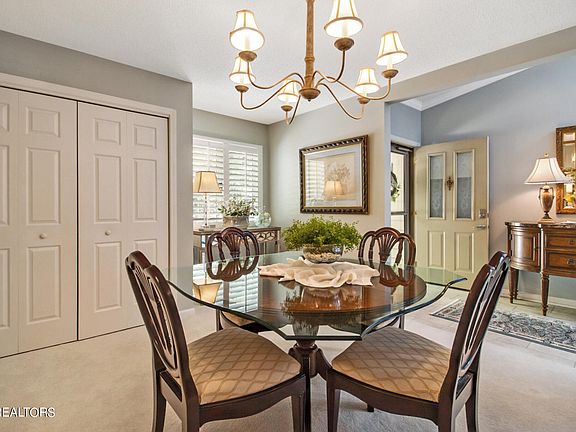 3rd image of 322 Lake Catherine Cir
